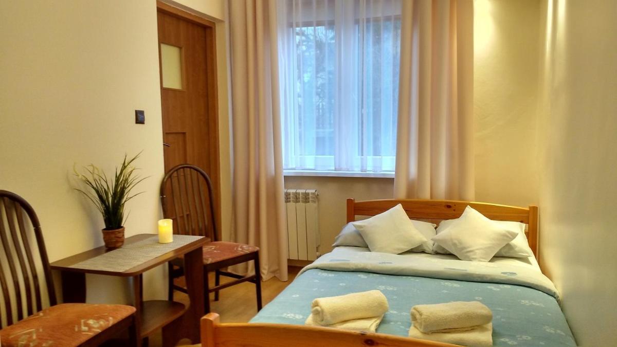 Pod Jarzebina Apartment Torun Ngoại thất bức ảnh
